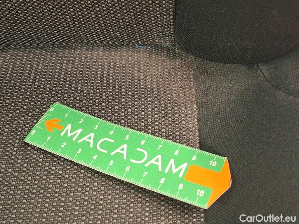  Citroen  Jumpy CITROEN  / 2015 / 4P / Fourgon tôlé M BlueHDi 145 S&S BVM6 CAF Club #39