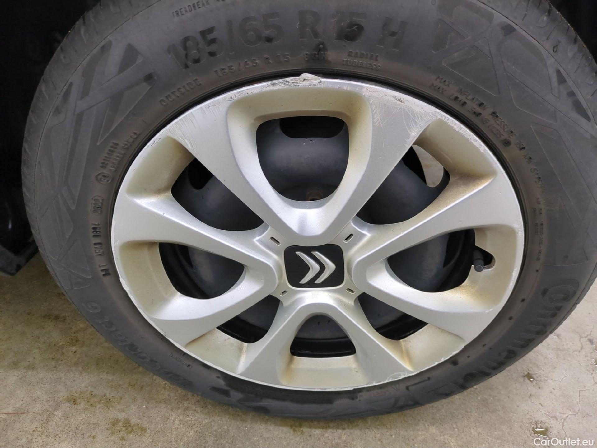  Citroen  C3  Société Feel 1.2 PureTech 80CV BVM5 E6d #18