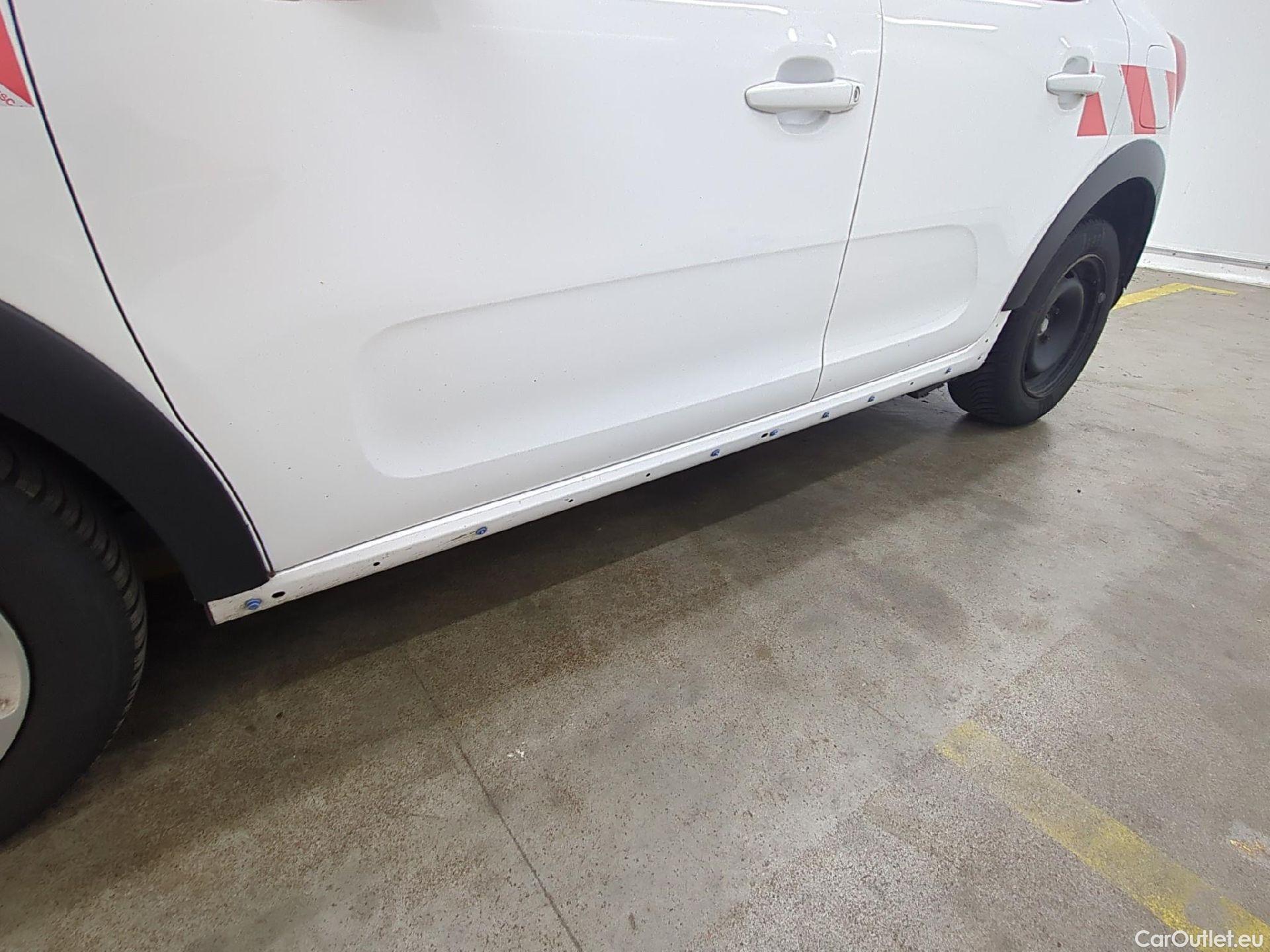  Citroen  C3  Société Feel 1.5 BlueHDI 100CV BVM5 E6dT #10