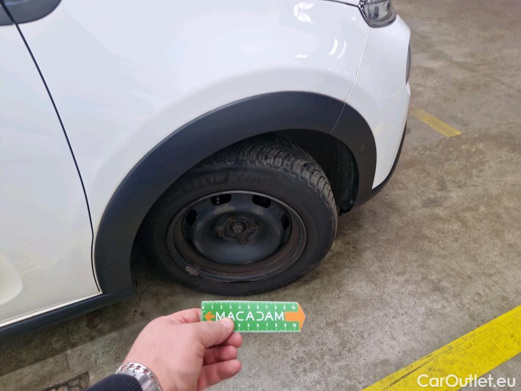  Citroen  C3  Société Feel Nav 1.5 BlueHDI 100CV BVM5 E6dT  #7