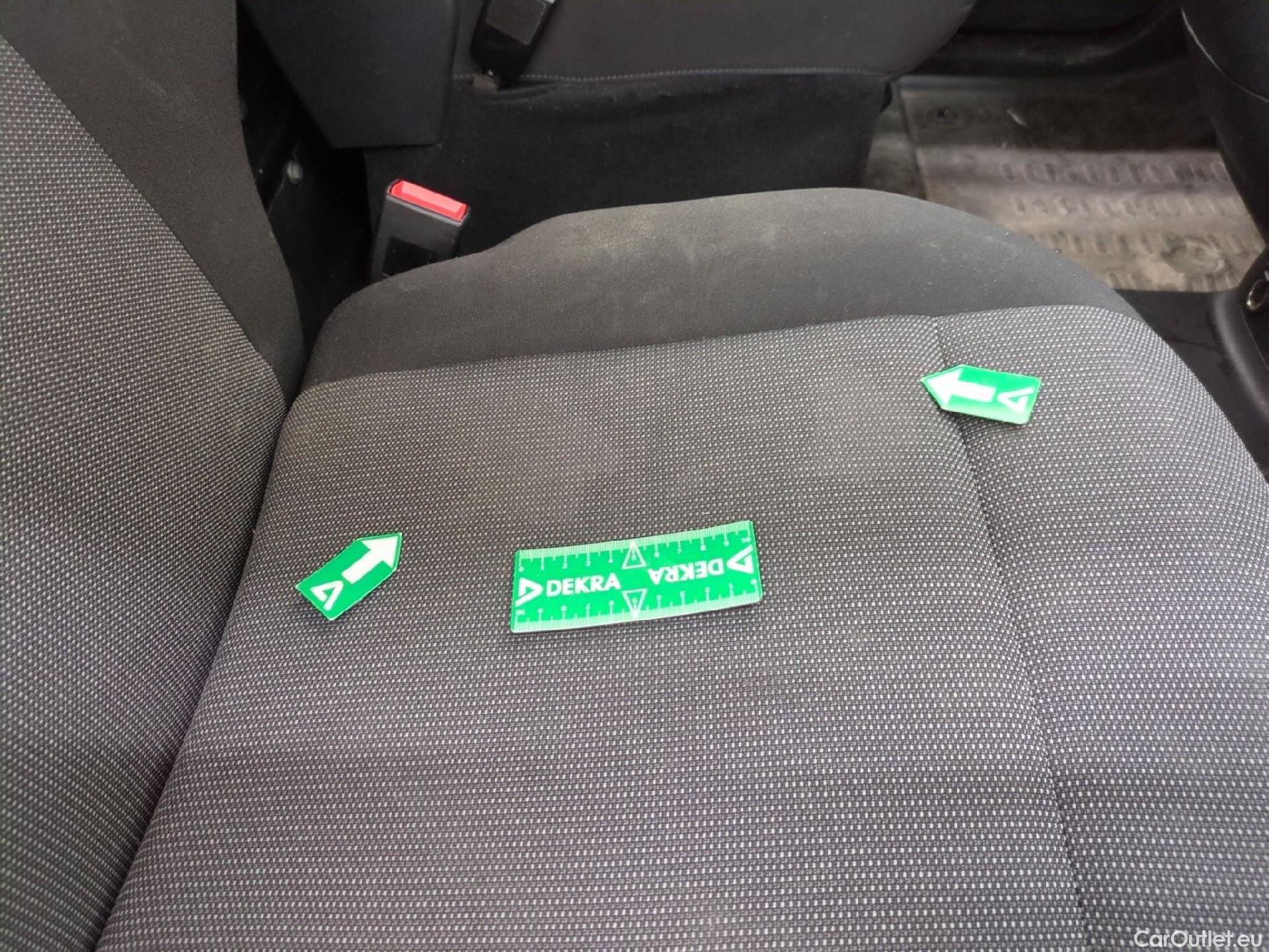  Citroen  Berlingo  Fourgon Club XL 950 1.5 BlueHDi 100CV BVM5 E6dT #2