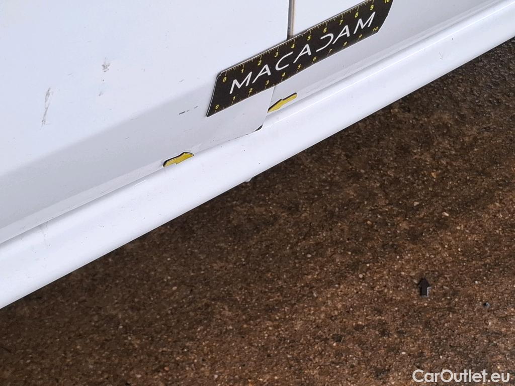  Peugeot  208  Affaire Premium 1.5 HDi 100CV BVM5 E6dT #50