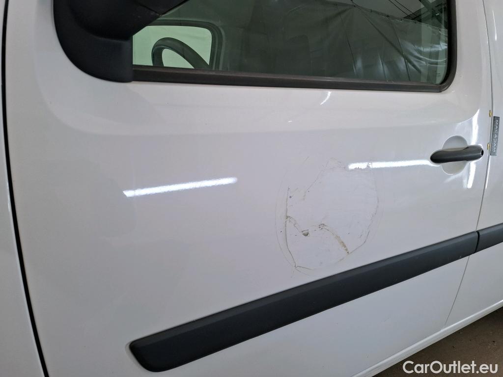  Renault  Kangoo  II Express Grand Confort (L1) 1.5 dCi 95CV BVM6 E6dT #26