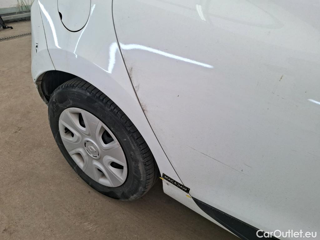  Renault  Clio  IV Air 1.5 dCi 75CV BVM5 E6 #27