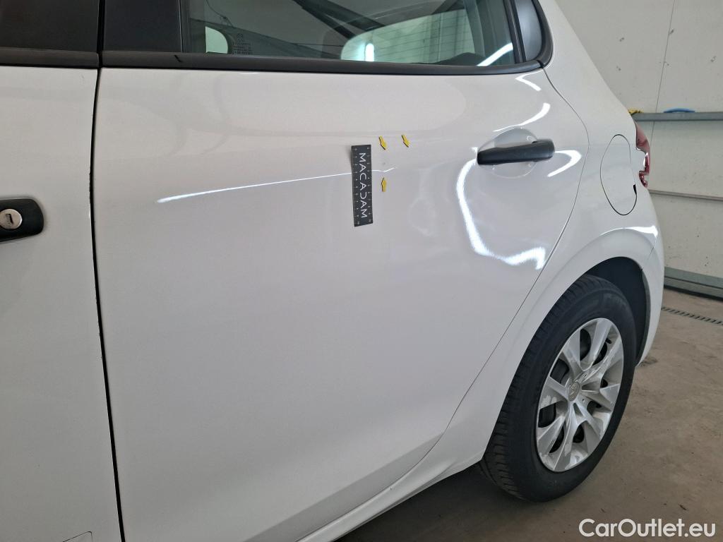  Peugeot  208  Affaire Premium 1.6 HDi 75CV BVM5 E6 #31