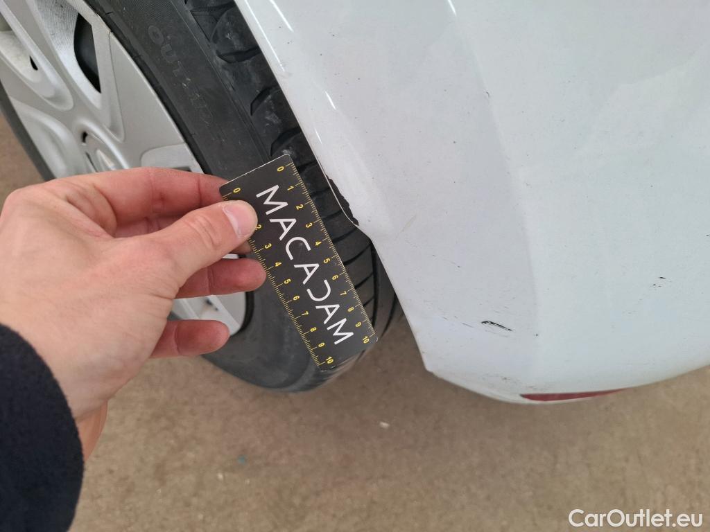  Renault  Clio  IV Air 1.5 dCi 75CV BVM5 E6 #5