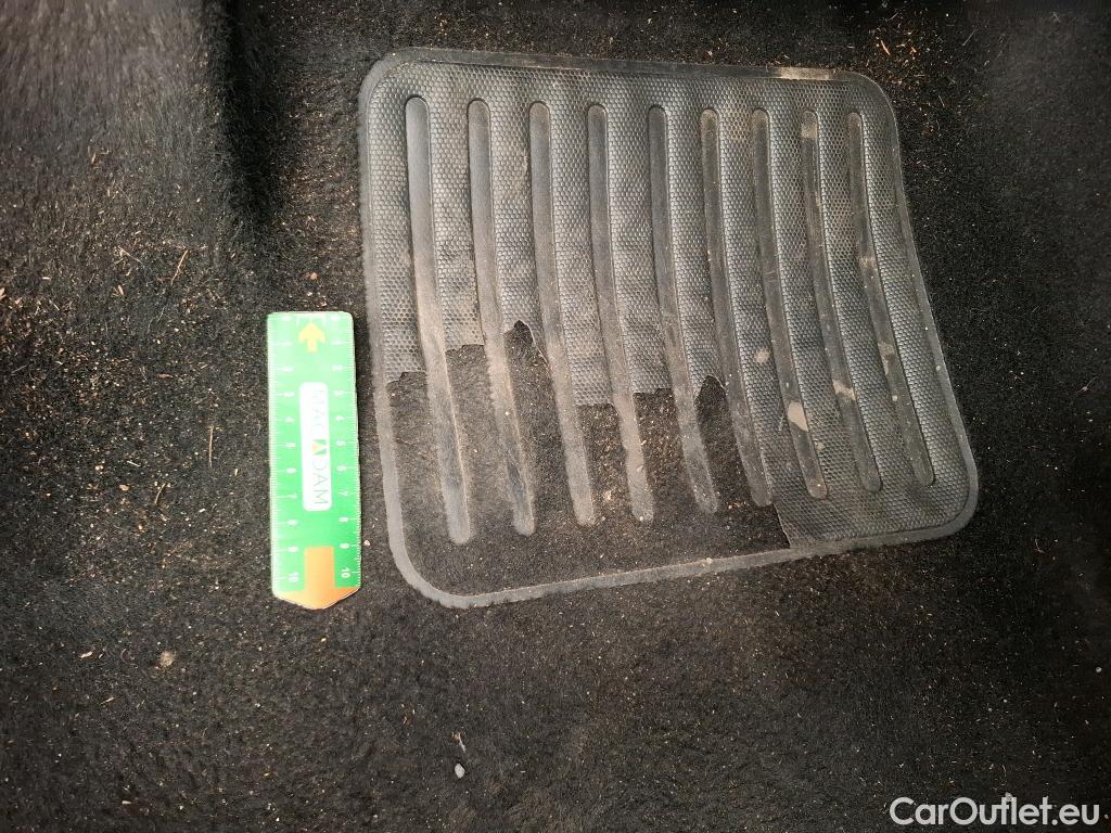  Peugeot  208  Affaire Premium 1.5 HDi 100CV BVM5 E6dT #3