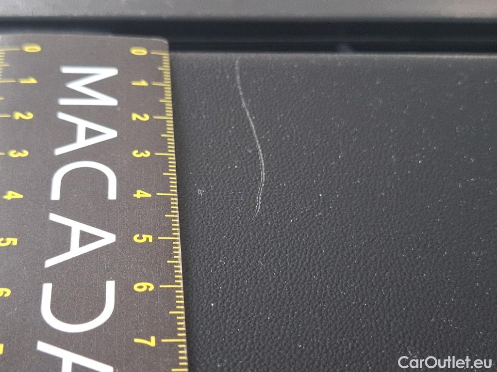  Peugeot  208  Affaire Premium 1.6 HDi 75CV BVM5 E6 #4