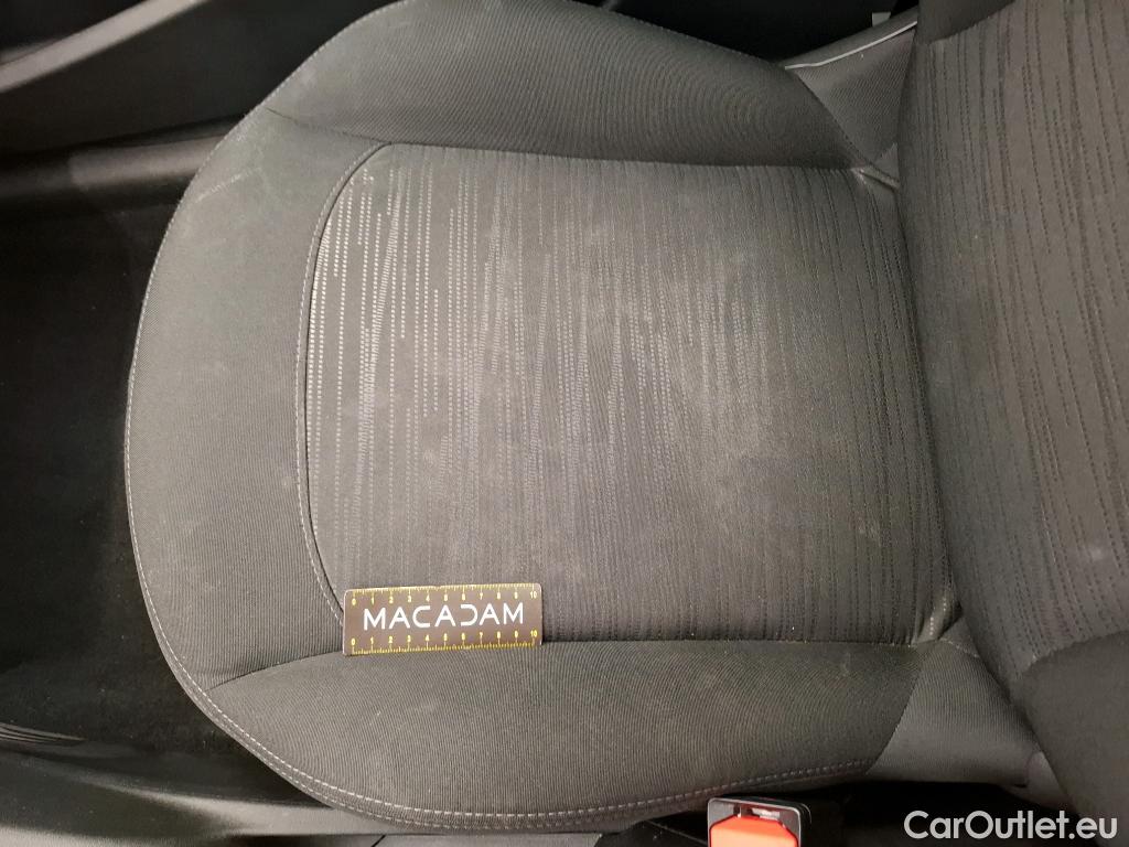  Peugeot  208  Affaire Premium 1.5 HDi 100CV BVM5 E6dT #61