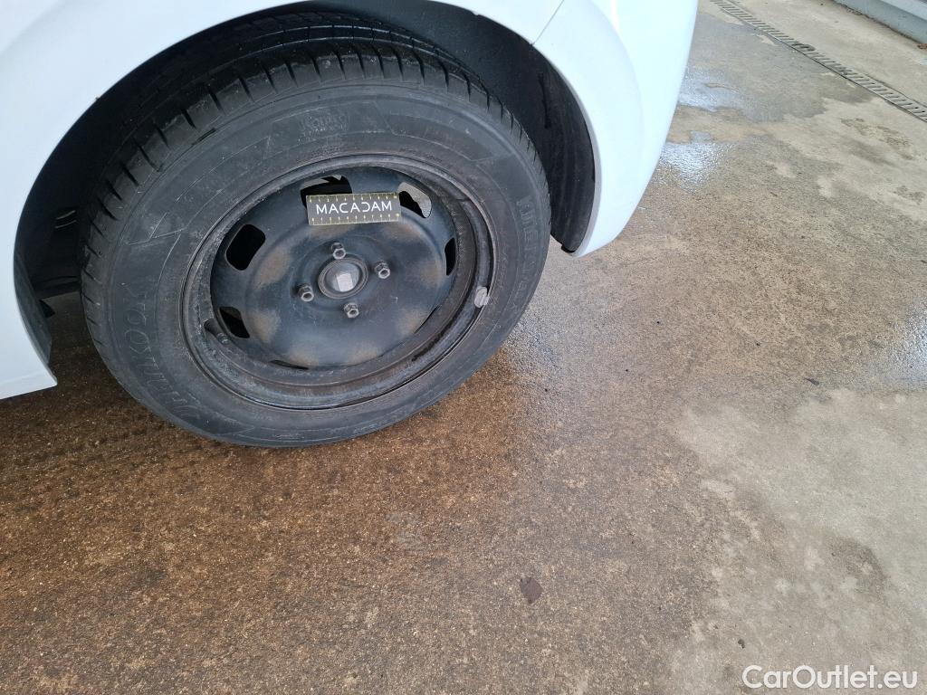  Peugeot  208  Affaire Premium 1.5 HDi 100CV BVM5 E6dT #55