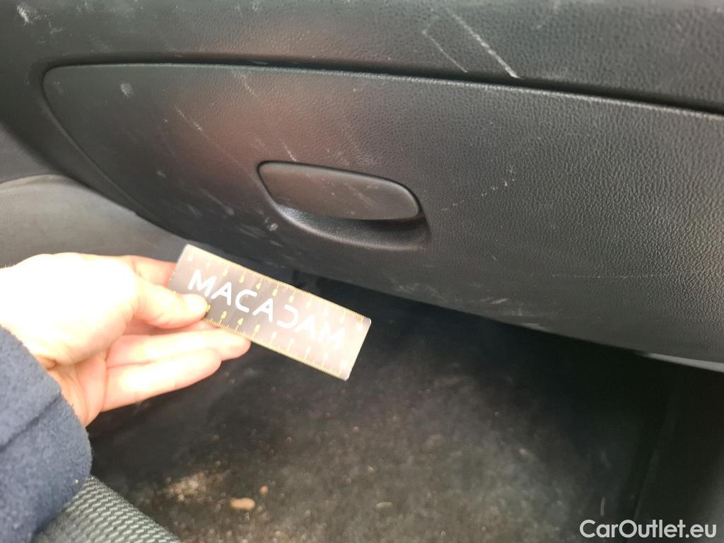  Renault  Clio  IV Air 1.5 dCi 75CV BVM5 E6 #48