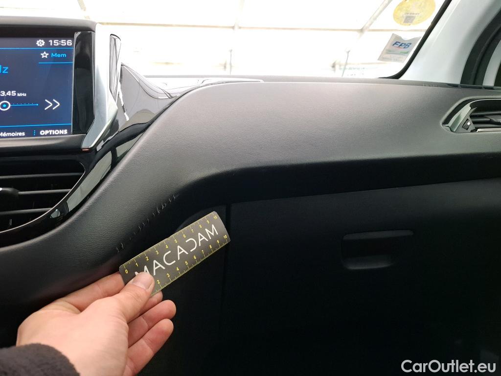  Peugeot  208  Affaire Premium 1.5 HDi 100CV BVM5 E6dT #29