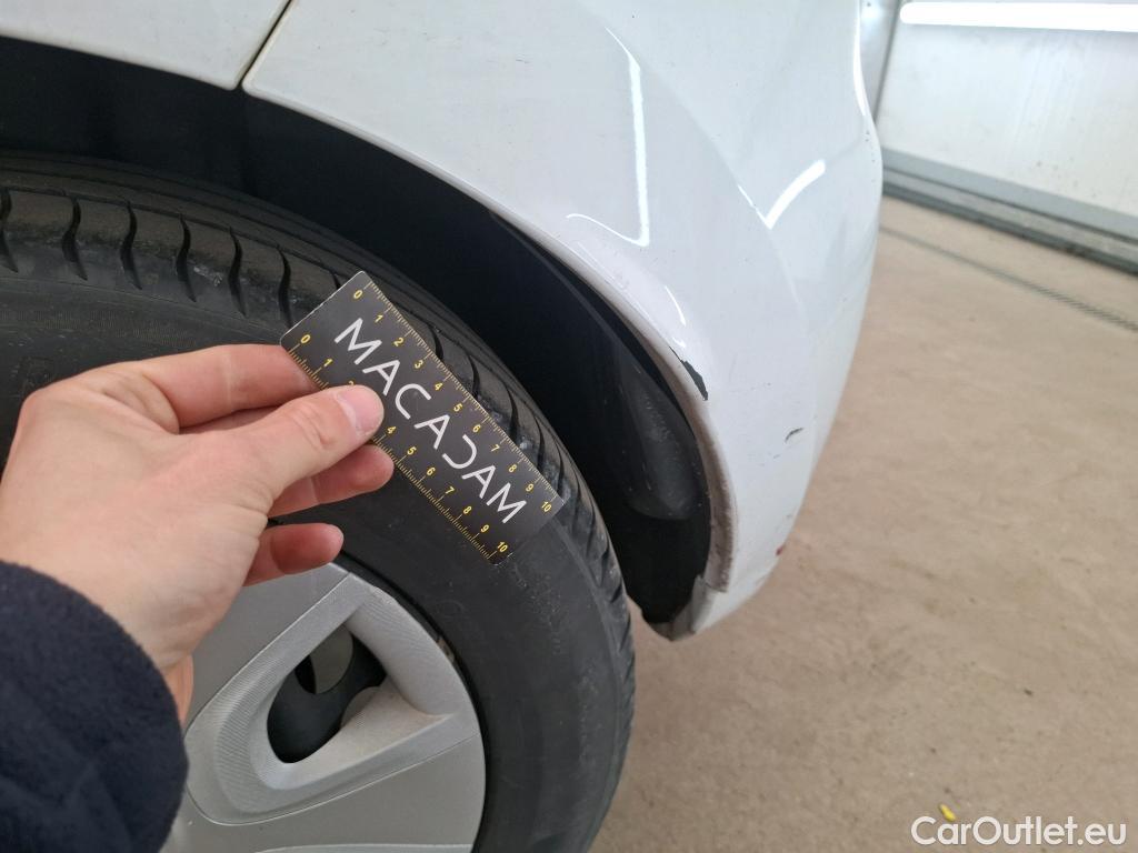  Renault  Clio  IV Air 1.5 dCi 75CV BVM5 E6 #105