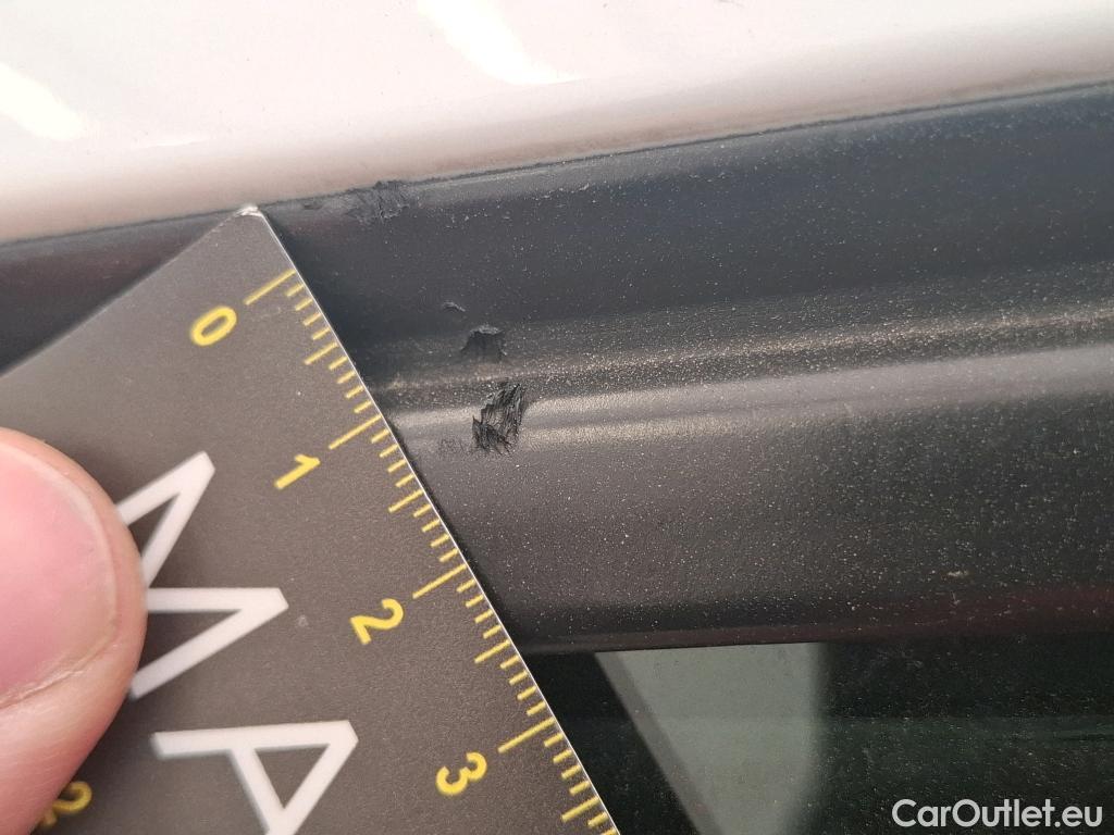  Peugeot  208  Affaire Premium 1.6 HDi 75CV BVM5 E6 #7