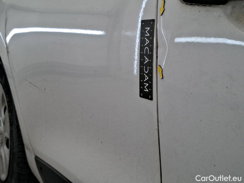  Renault  Clio  IV Air 1.5 dCi 75CV BVM5 E6 #34