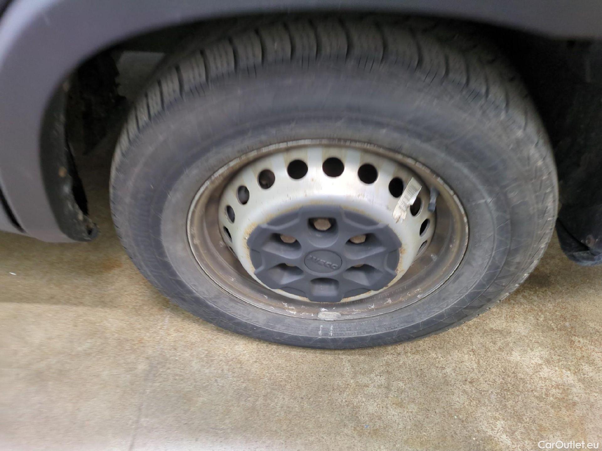  Iveco  Daily IVECO  / 2014 / 4P / Fourgon tôlé 2.3 35S16SA8 V11 H2 3520 #21