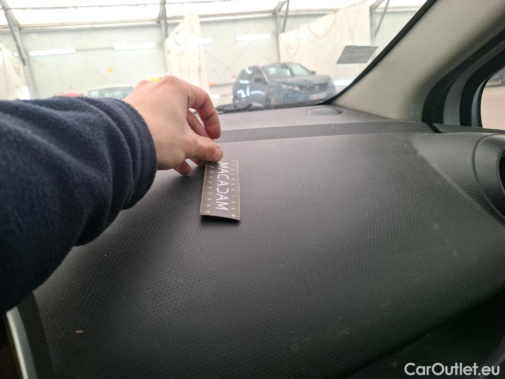  Renault  Clio  IV Air 1.5 dCi 75CV BVM5 E6 #40