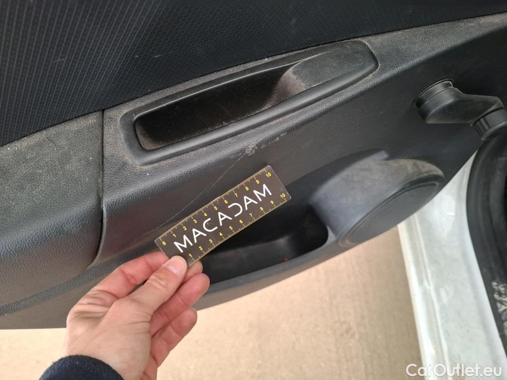  Renault  Clio  IV Air 1.5 dCi 75CV BVM5 E6 #42