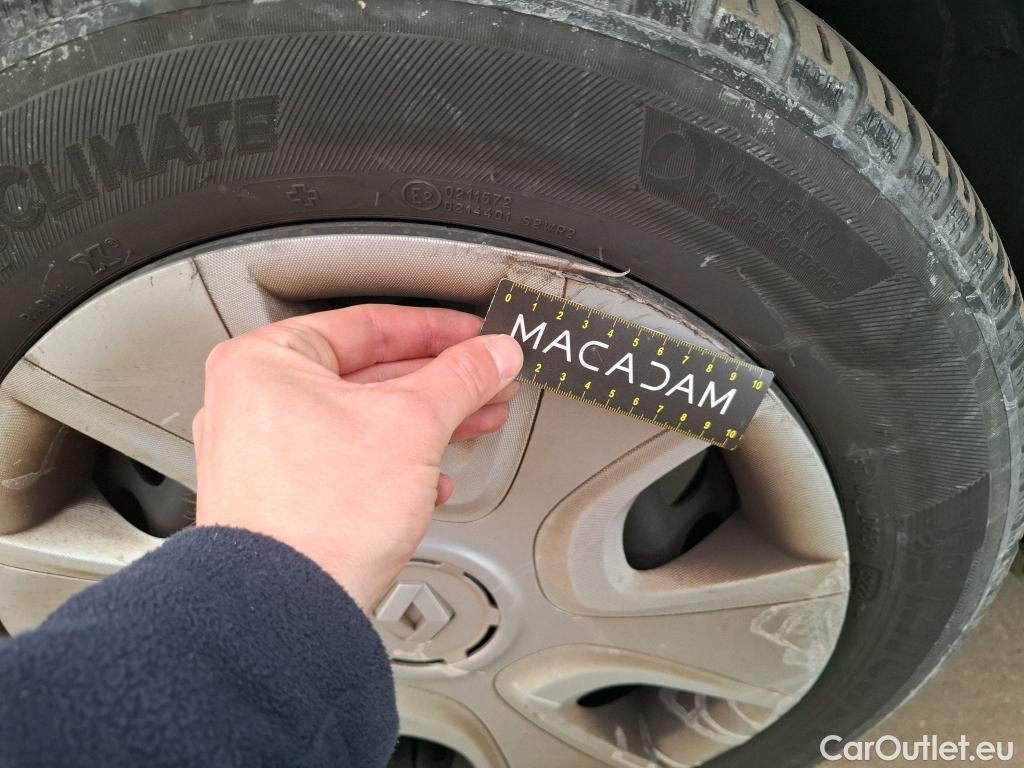  Renault  Clio  IV Air 1.5 dCi 75CV BVM5 E6 #87