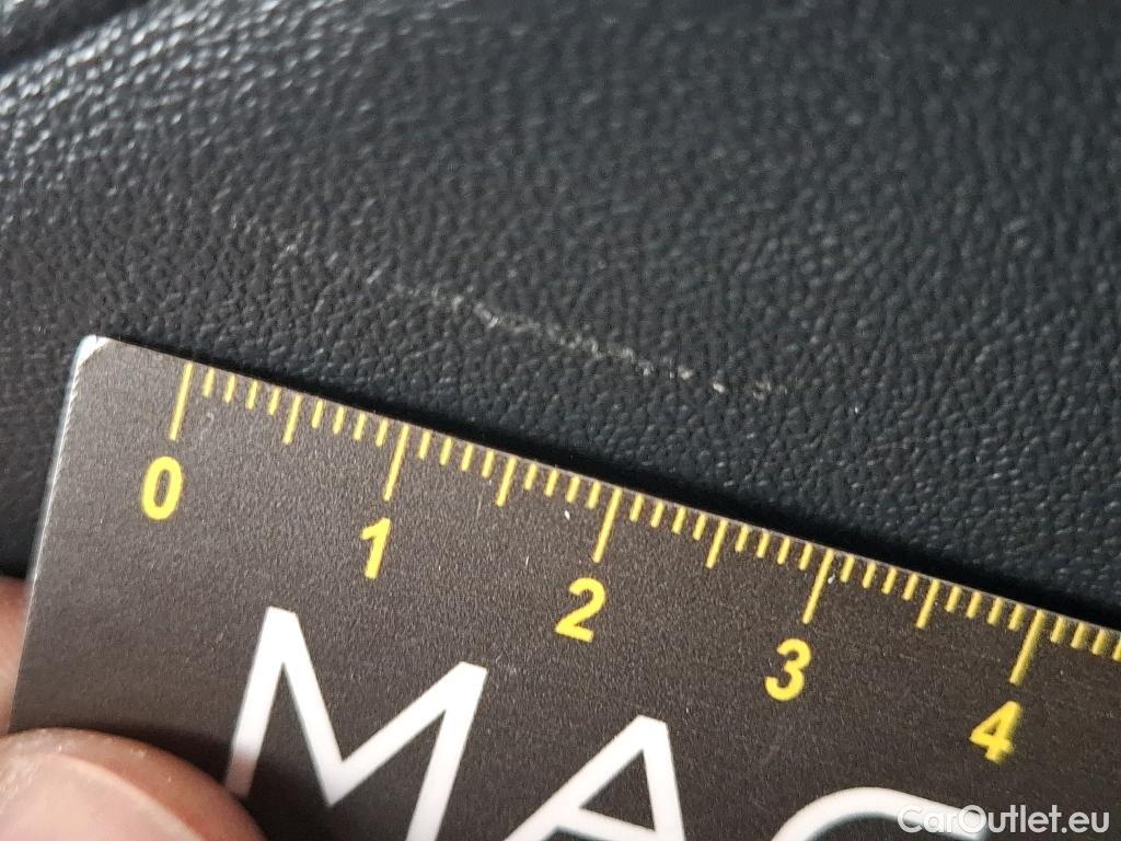  Peugeot  208  Affaire Premium 1.6 HDi 75CV BVM5 E6 #26