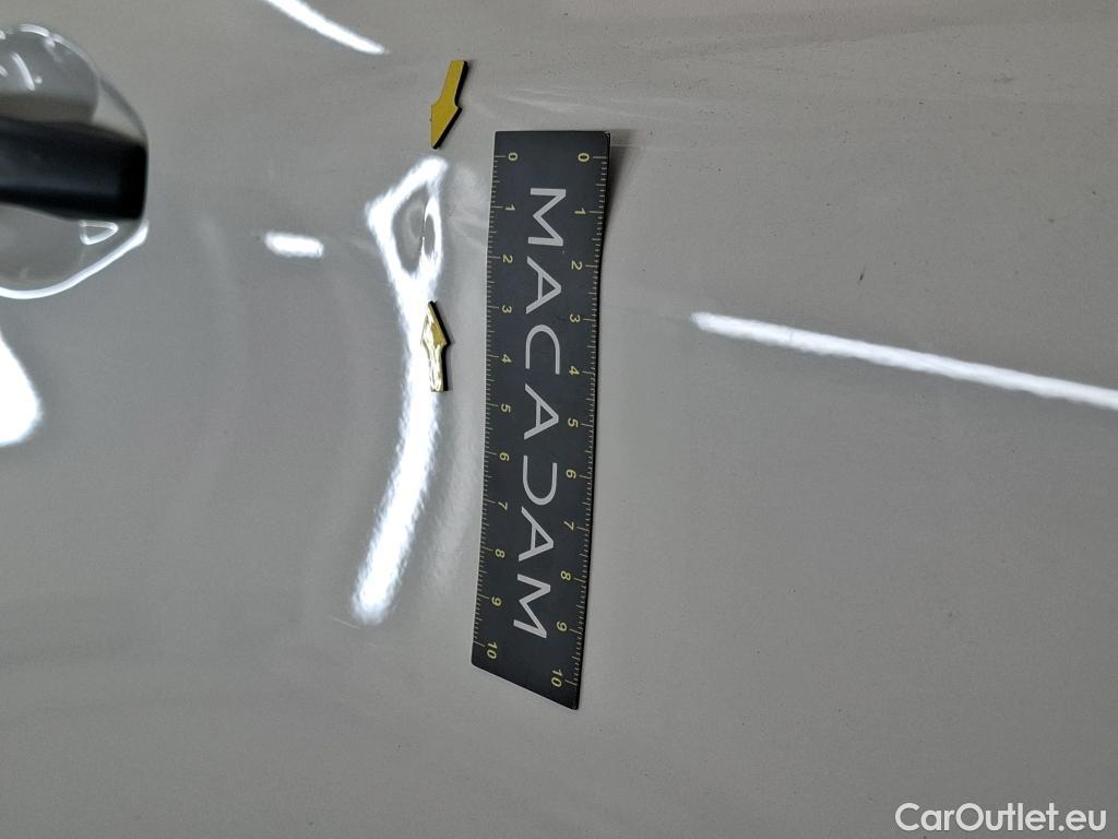  Peugeot  208  Affaire Premium 1.6 HDi 75CV BVM5 E6 #37