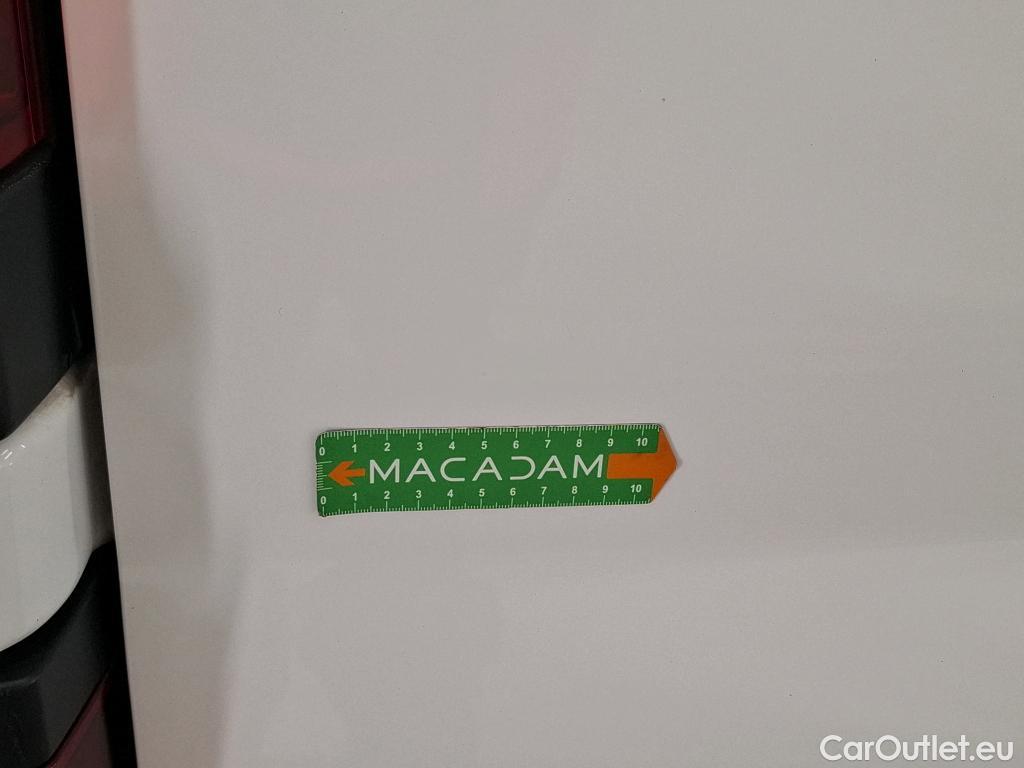  Renault  Trafic  Fourgon L2H1 3T Grand Confort 2.0 dCi 130CV BVM6 E6d #15