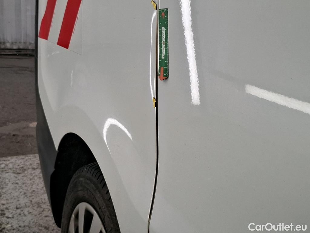  Renault  Trafic  Furgon Grand Confort L1H1 1200 1.6 dCi 125CV BVM6 E6 #2