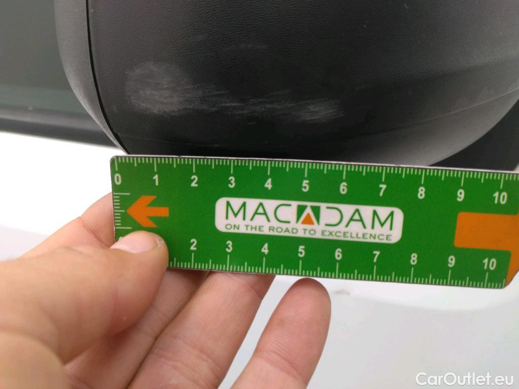  Renault  Kangoo RENAULT  EXPRESS VU 4p EVL Gd Confort 1.5 dCi 110 fourgonnette #70