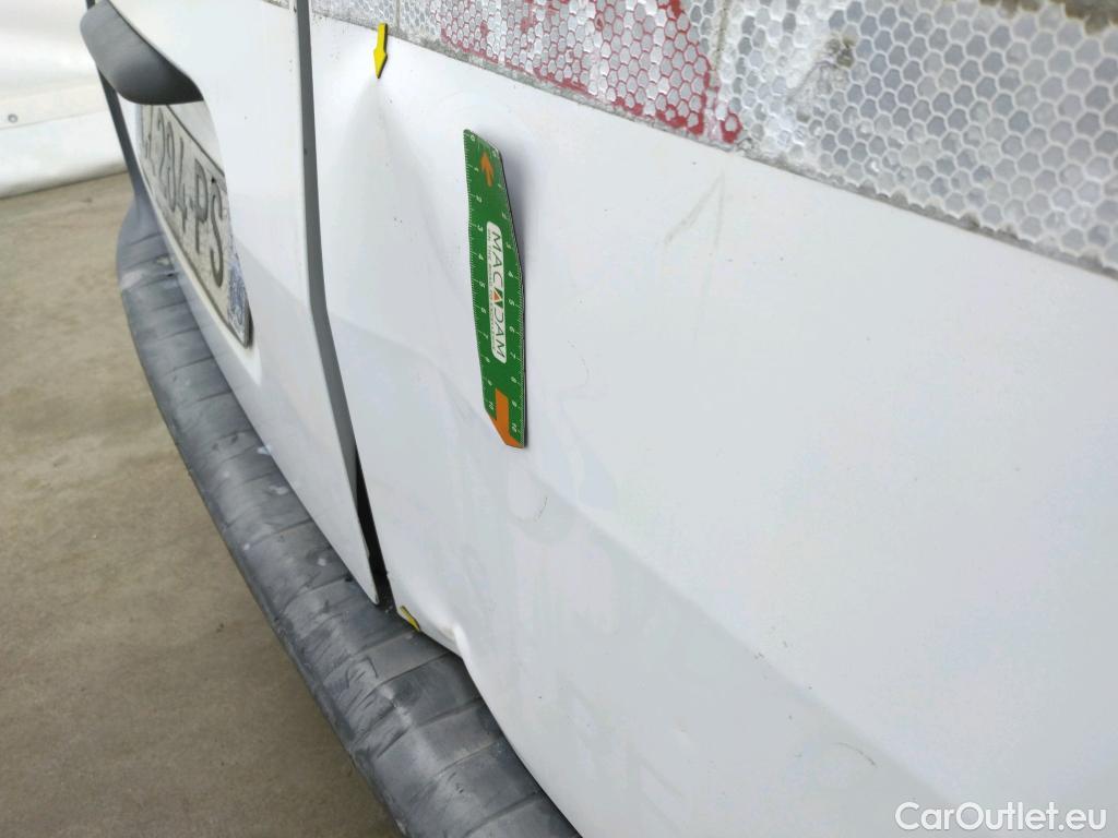  Renault  Kangoo RENAULT  EXPRESS VU 4p EVL Gd Confort 1.5 dCi 110 fourgonnette #44