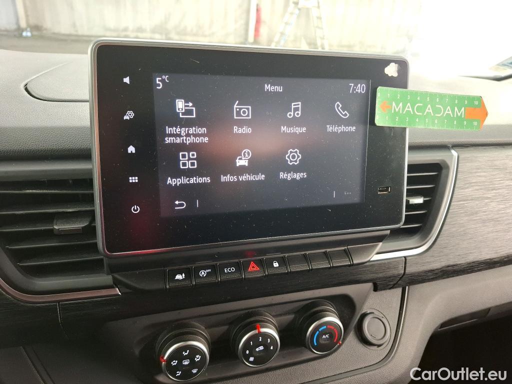  Renault  Trafic  Fourgon L2H1 3T Grand Confort 2.0 dCi 130CV BVM6 E6d #32