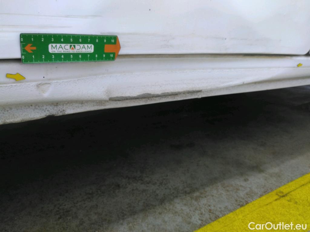  Renault  Kangoo RENAULT  EXPRESS VU 4p EVL Gd Confort 1.5 dCi 110 fourgonnette #33