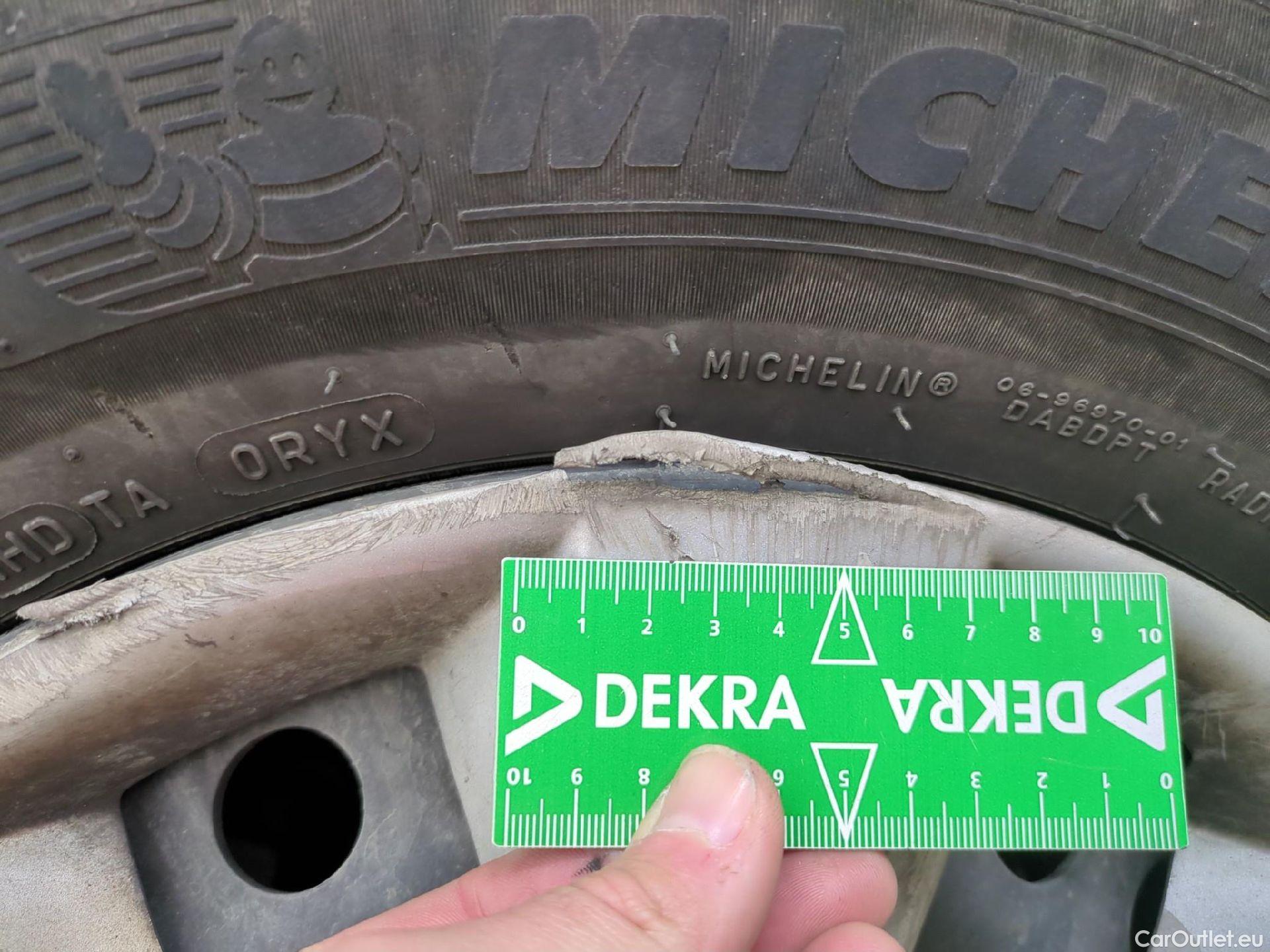  Renault  Kangoo  II Express Maxi Extra (Série Spéciale) - Cab. Appr. 1.5 dCi 95CV BVM6 E6dT #17