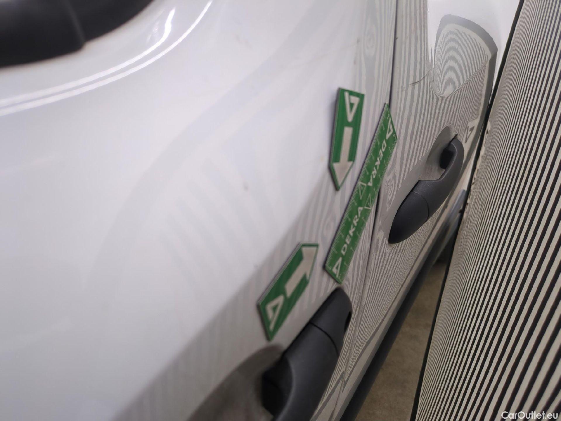  Renault  Kangoo  II Express Maxi Extra (Série Spéciale) - Cab. Appr. 1.5 dCi 95CV BVM6 E6dT #20