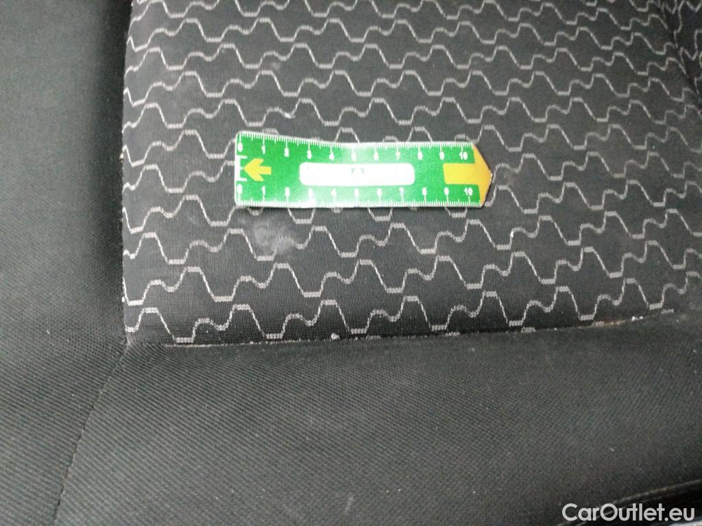  Renault  Kangoo RENAULT  EXPRESS VU 4p EVL Gd Confort 1.5 dCi 110 fourgonnette #66