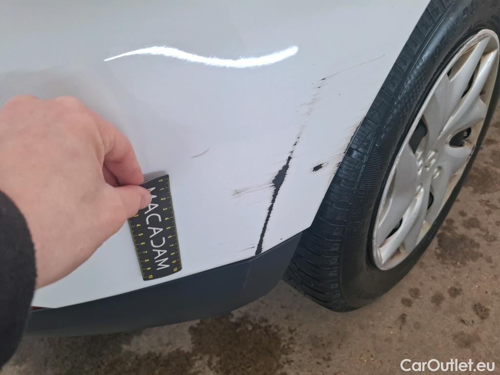  Renault  Megane  III Berline 5pt. Société Air 1.5 dCi 110CV BVM6 E5 #5