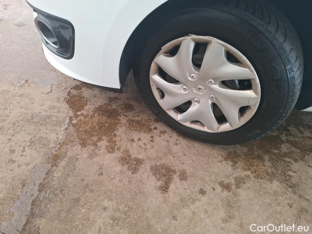  Renault  Megane  III Berline 5pt. Société Air 1.5 dCi 110CV BVM6 E5 #34