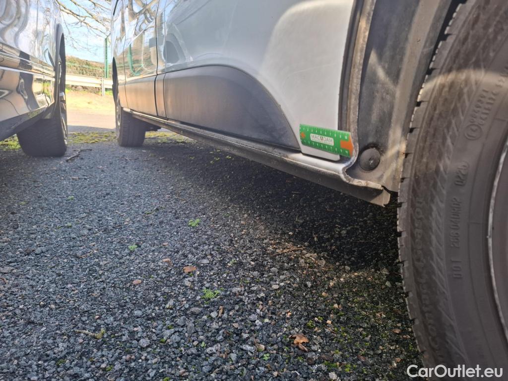  Renault  Trafic  Fourgon L2H1 3T Grand Confort 2.0 dCi 130CV BVM6 E6d #33