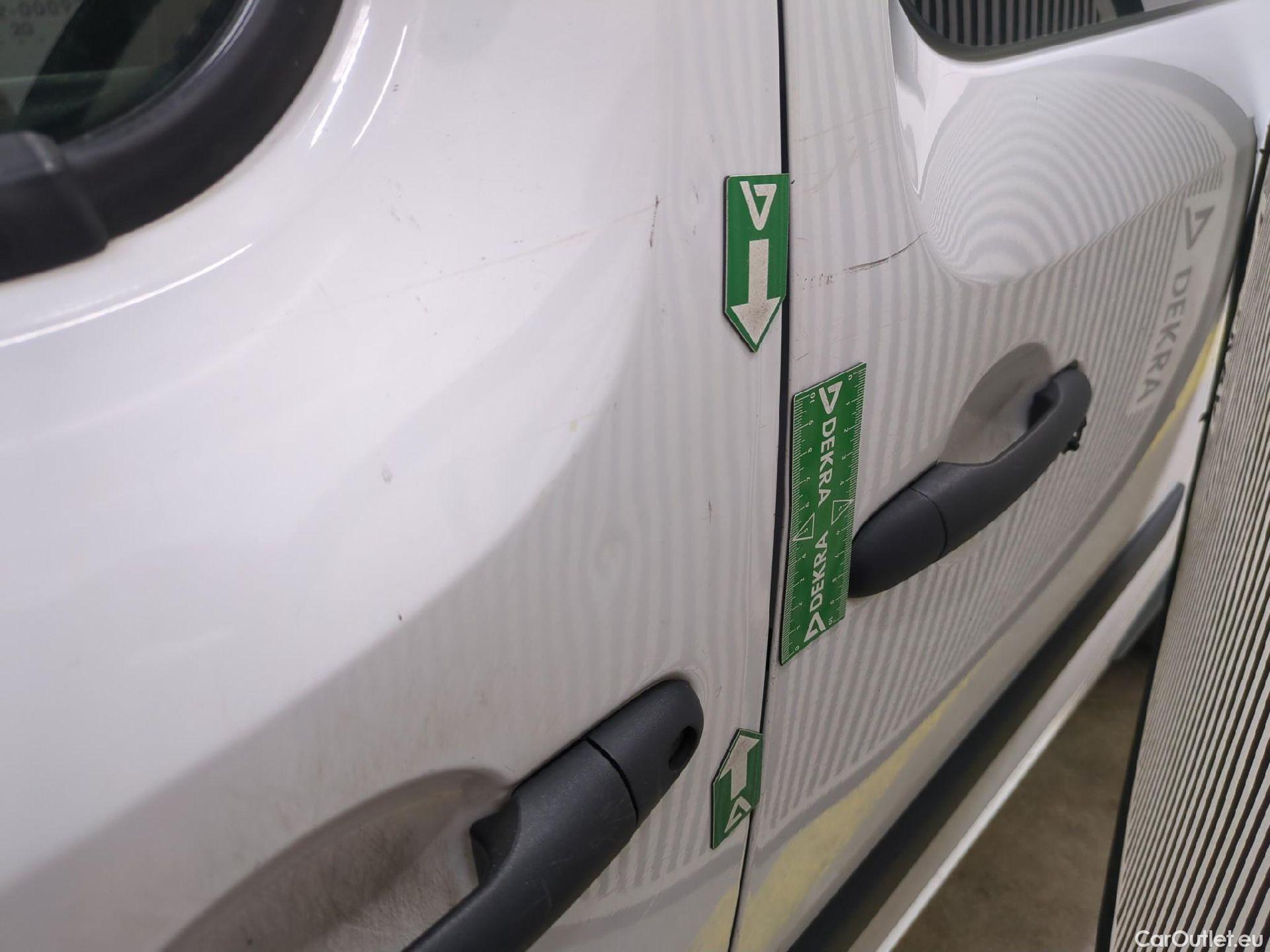  Renault  Kangoo  II Express Maxi Extra (Série Spéciale) - Cab. Appr. 1.5 dCi 95CV BVM6 E6dT #23