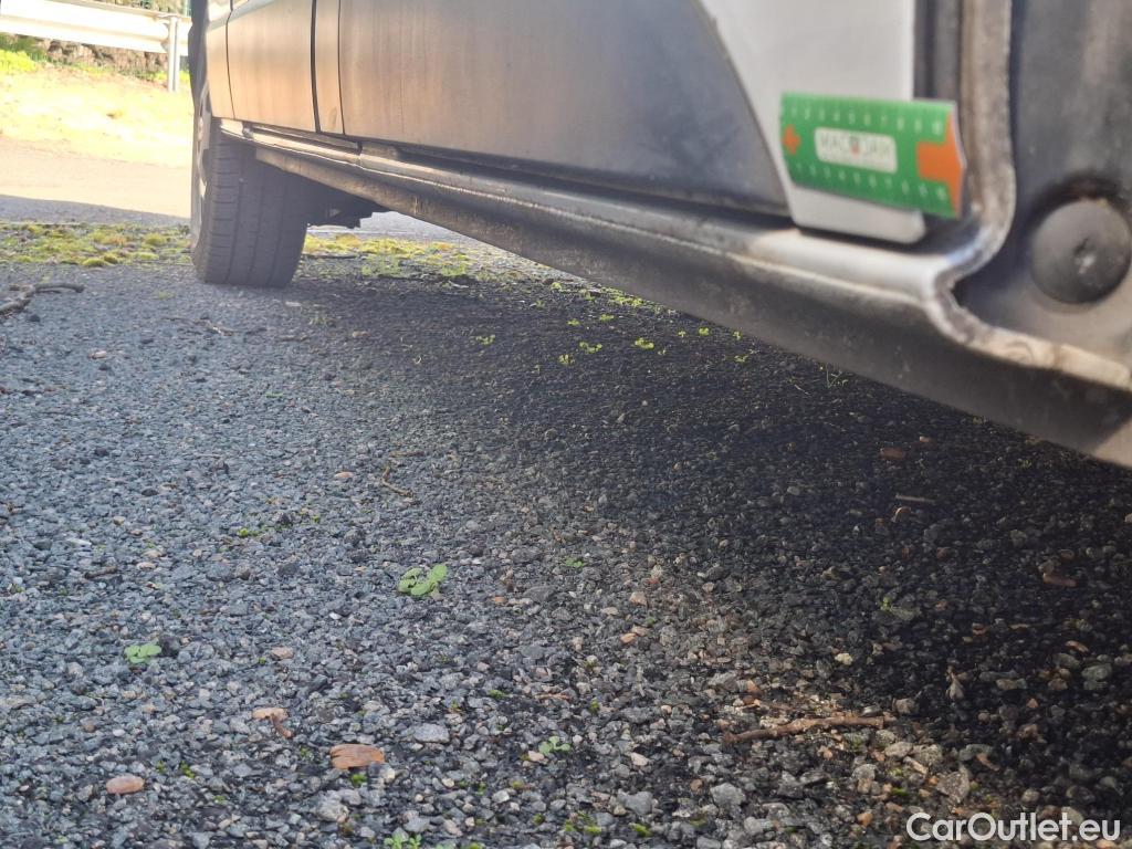  Renault  Trafic  Fourgon L2H1 3T Grand Confort 2.0 dCi 130CV BVM6 E6d #32