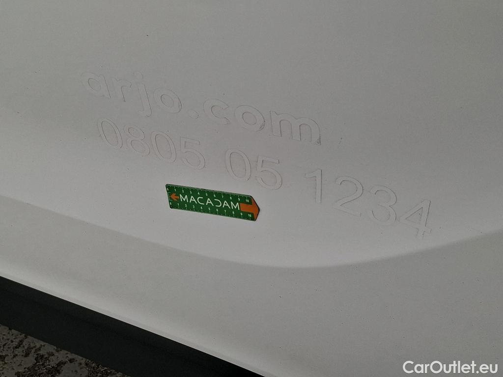  Renault  Trafic  Fourgon L2H1 3T Grand Confort 2.0 dCi 130CV BVM6 E6d #35