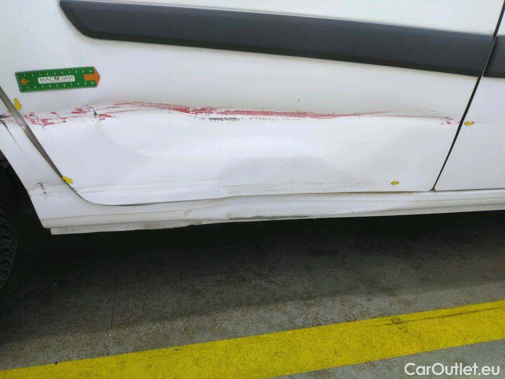  Renault  Kangoo RENAULT  EXPRESS VU 4p EVL Gd Confort 1.5 dCi 110 fourgonnette #11