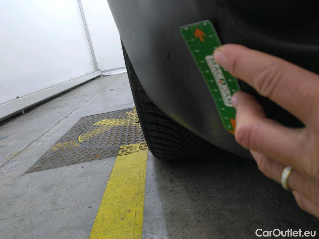  Renault  Kangoo RENAULT  EXPRESS VU 4p EVL Gd Confort 1.5 dCi 110 fourgonnette #20