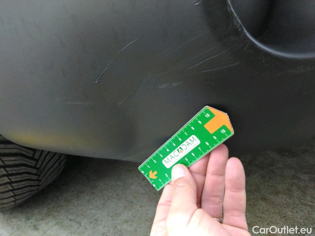  Renault  Kangoo RENAULT  EXPRESS VU 4p EVL Gd Confort 1.5 dCi 110 fourgonnette #21