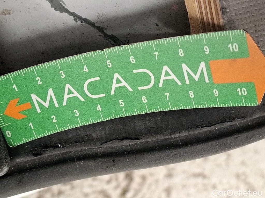  Renault  Trafic  Fourgon L2H1 3T Grand Confort 2.0 dCi 130CV BVM6 E6d #11