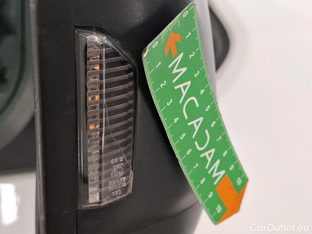  Renault  Trafic  Fourgon L2H1 3T Grand Confort 2.0 dCi 130CV BVM6 E6d #23