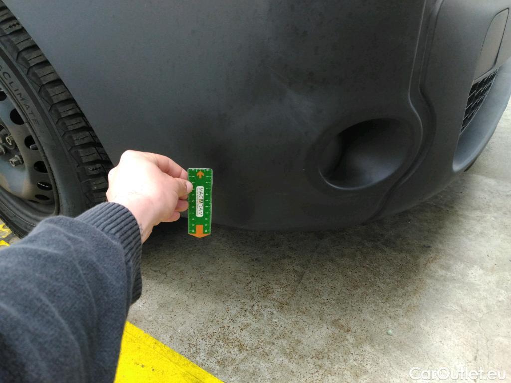  Renault  Kangoo RENAULT  EXPRESS VU 4p EVL Gd Confort 1.5 dCi 110 fourgonnette #18