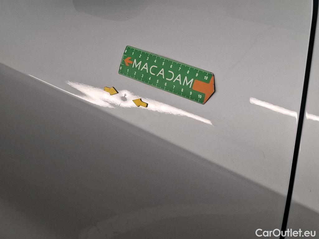  Bmw  Serie 1 BMW Série 1 / 2019 / 5P / Berline 1.5 116I Business Design #57