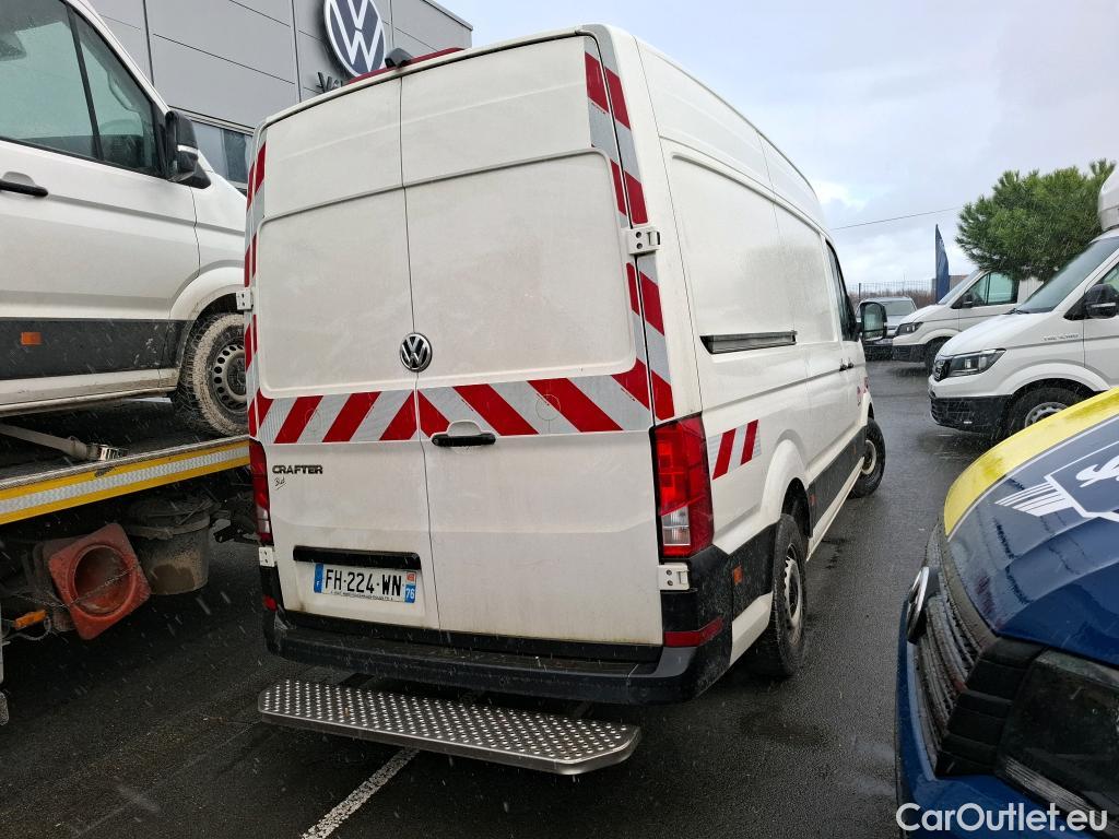  Volkswagen  Crafter  Fourgon Fourgon 35 mittlerer Radstand mit Hochdach FWD 2.0 140CV BVM6 #11