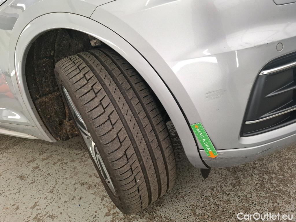  Audi  Q5  avus quattro 2.0 TFSI 250CV BVA7 E6 #45