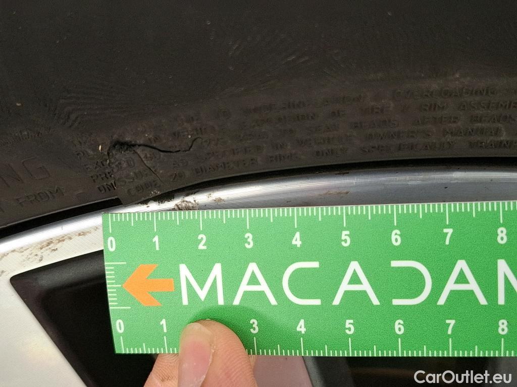  Audi  Q5  avus quattro 2.0 TFSI 250CV BVA7 E6 #8